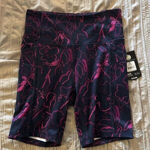 XS BIKE SHORTS • AVIA • 7” INSEAM